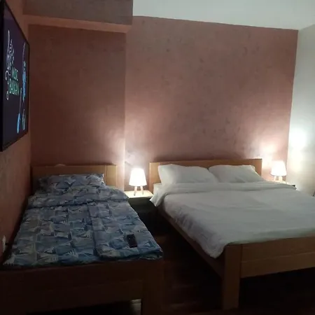 Perkovic アパート パレ